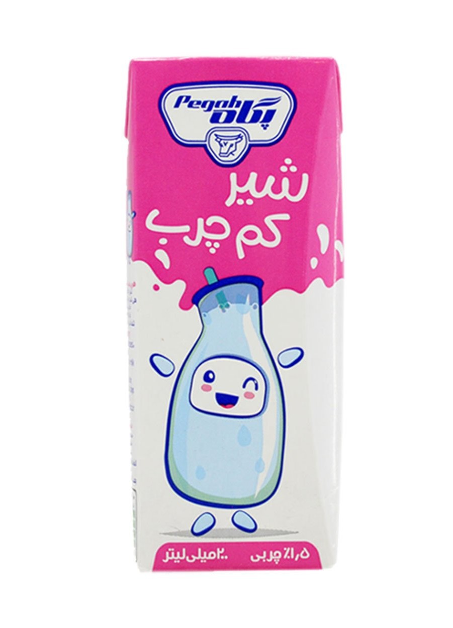پگاه شیر کم چرب پاکتی